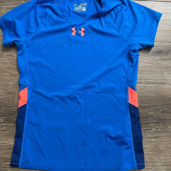 Under Armour Boys Youth XL Blue Fitted Athletic Top - Picture 1 of 4